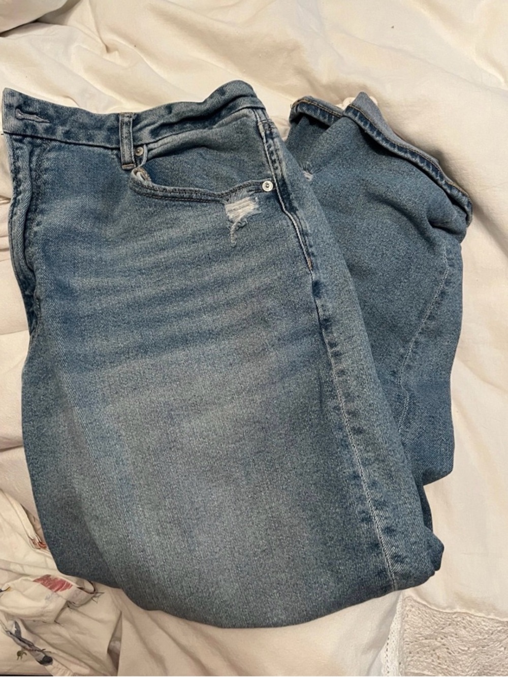 American Eagle Curvy Mom Jean